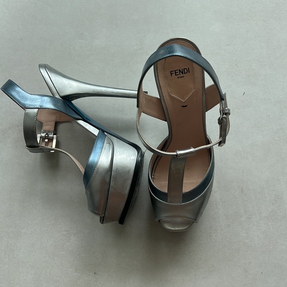 Fendi Sandals - Picture 2 of 6
